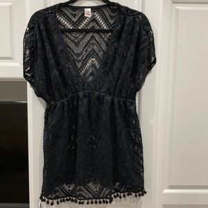 HP 🎉 6/17NWOT BONGO eyelet swim cover up top